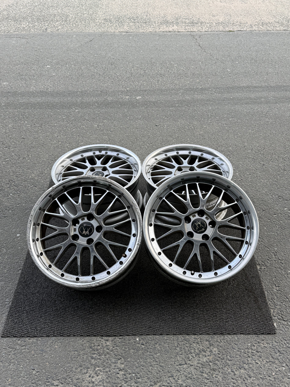 ALGERNON INTELESSE MESH CHROME