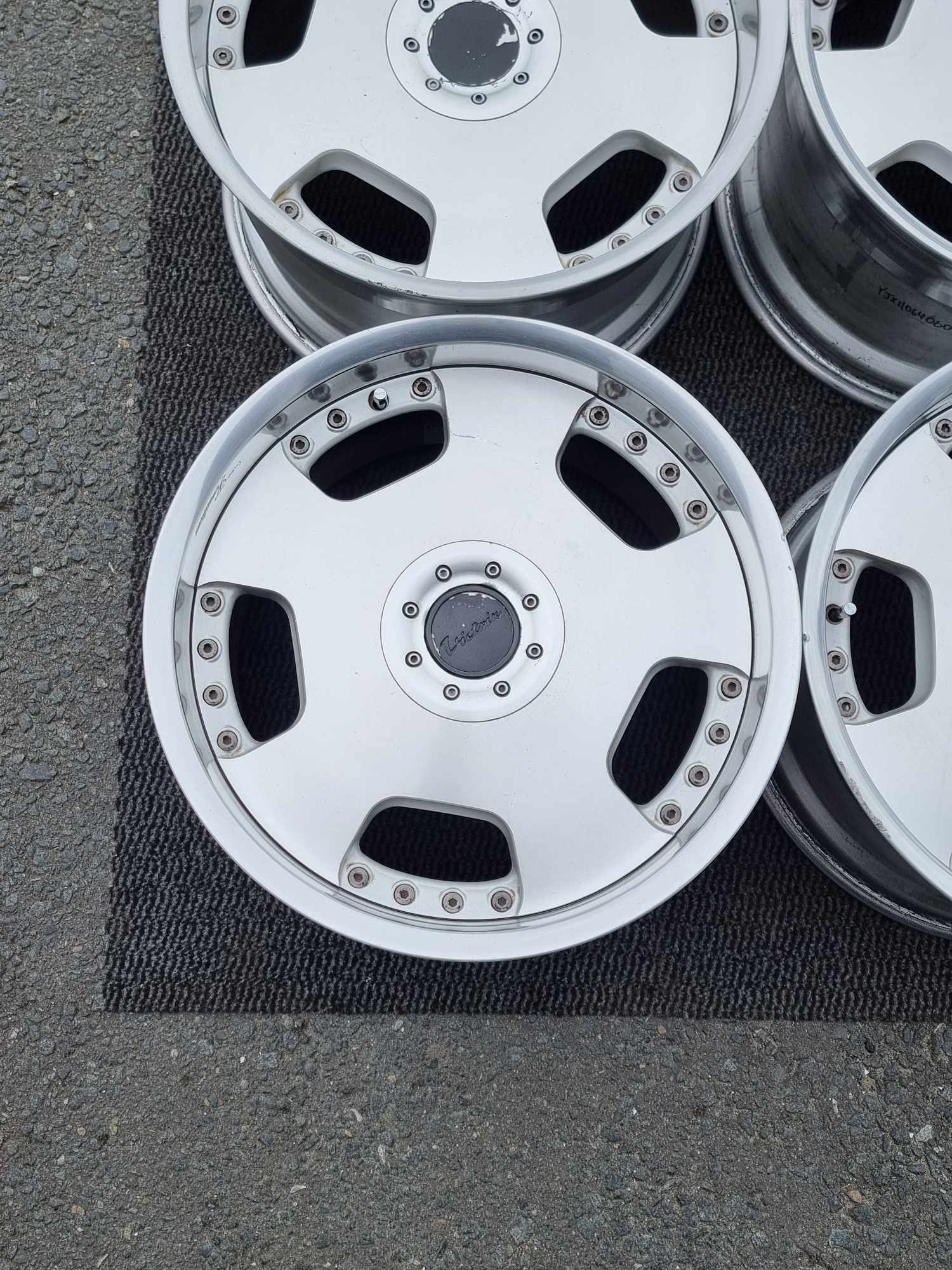 RAYS VICTRIX KREUTZER DISH - JDM Distro - Buy JDM Wheels, Engines
