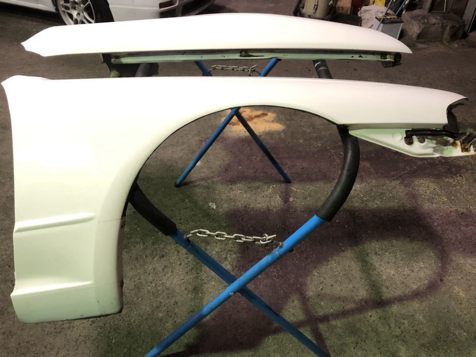 NISSAN SKYLINE R32 GTST GENUINE FRONT FENDERS WINGS PAIR